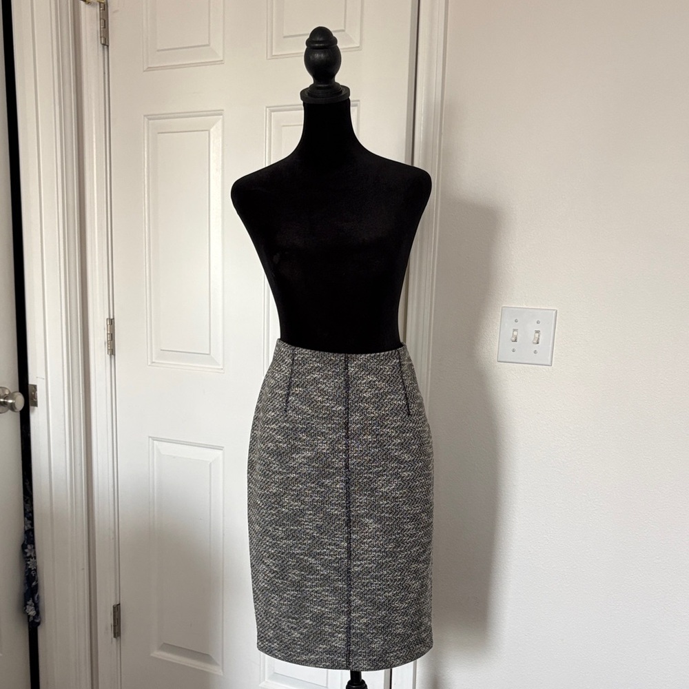 Ann Taylor black and white marled pencil skirt.